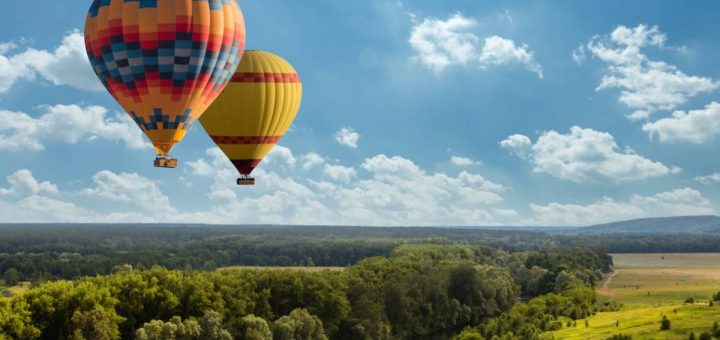 Offrez-vous un voyage en montgolfière !